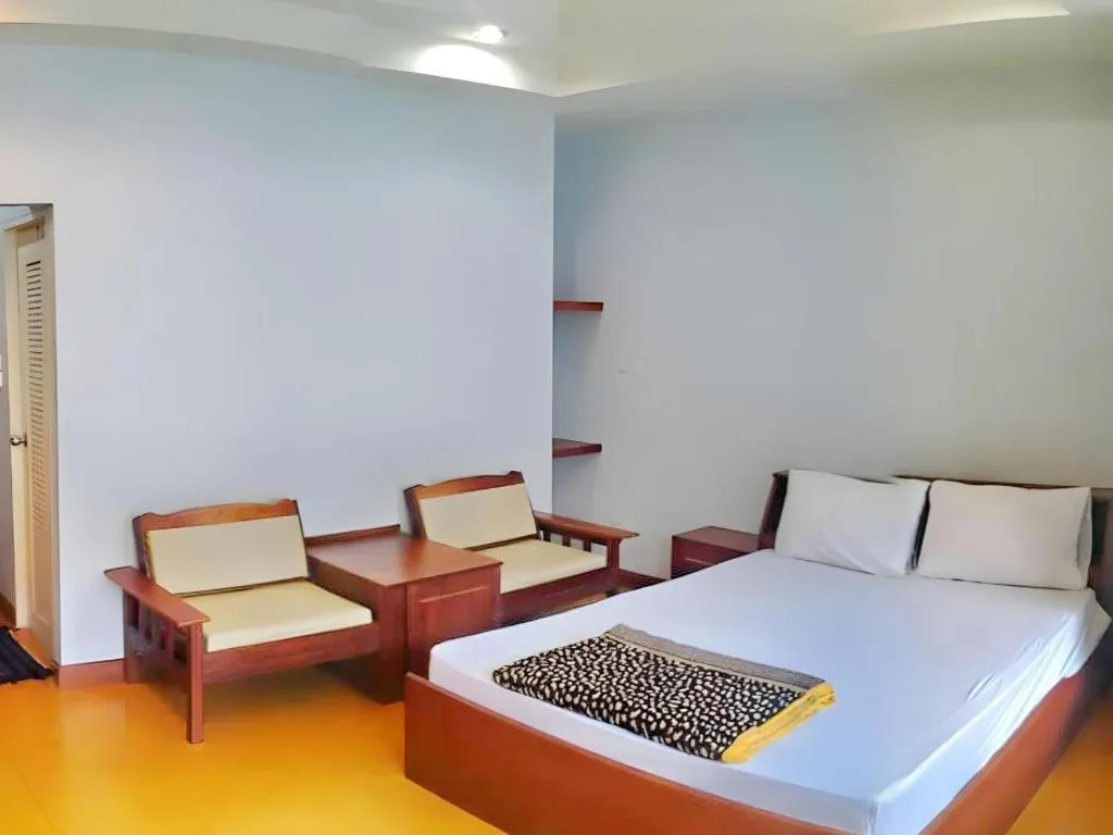 Bed in Chanthanee Hotel