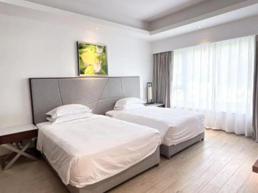 Bed in Ocean View Resort Yalong Bay