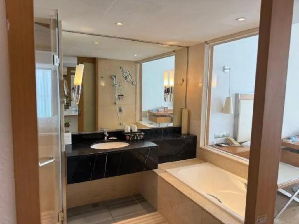 Bed in Ocean View Resort Yalong Bay