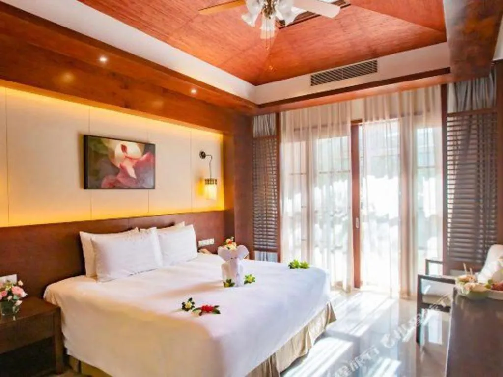 Bed in Ocean View Resort Yalong Bay