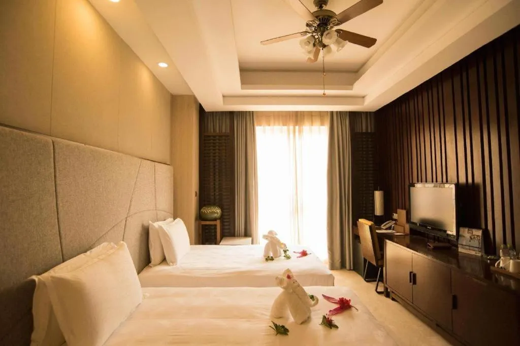 Bed in Ocean View Resort Yalong Bay