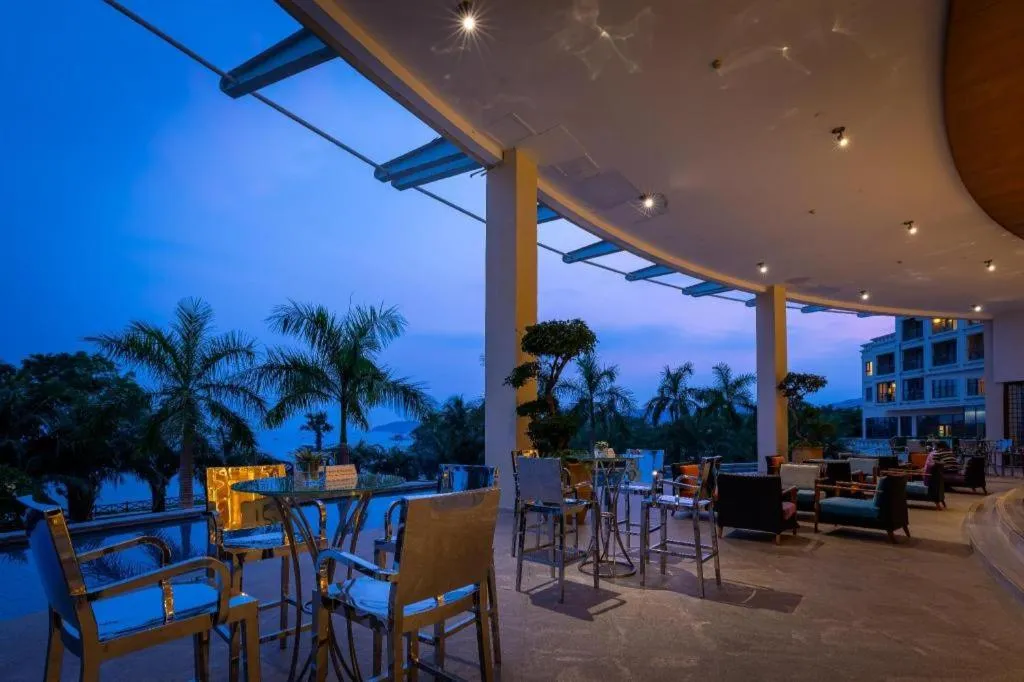 Ocean View Resort Yalong Bay