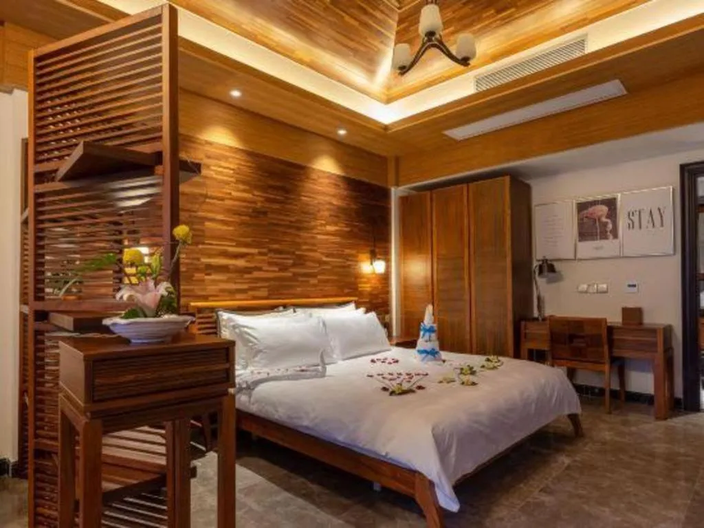 Bed in Ocean View Resort Yalong Bay