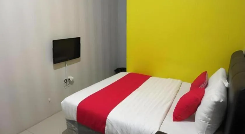 Bed in The Grand Palace Resident