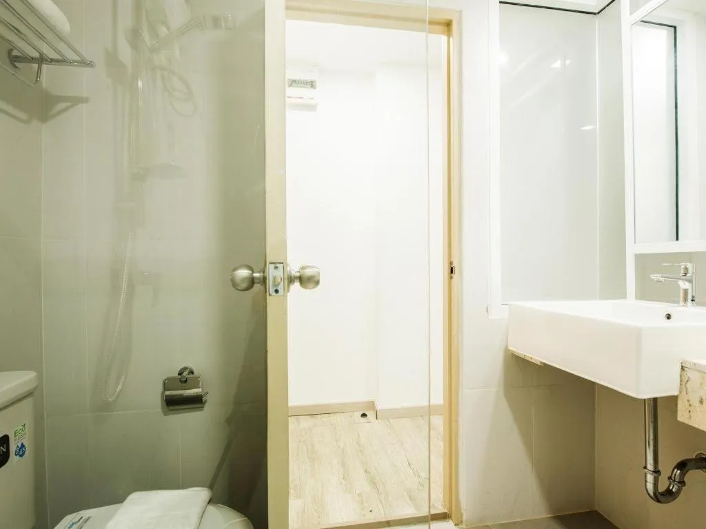 B2 Phrae Boutique and Budget Hotel