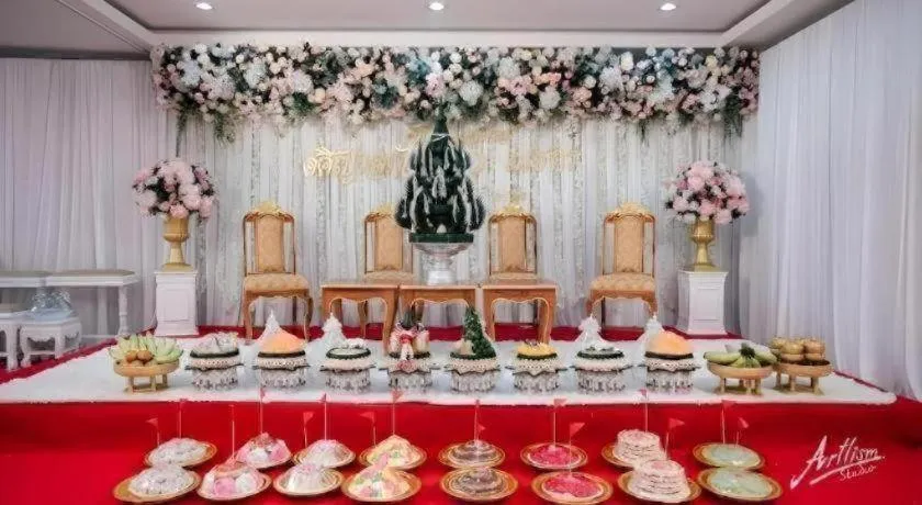 S-Tawan Hotel & Convention