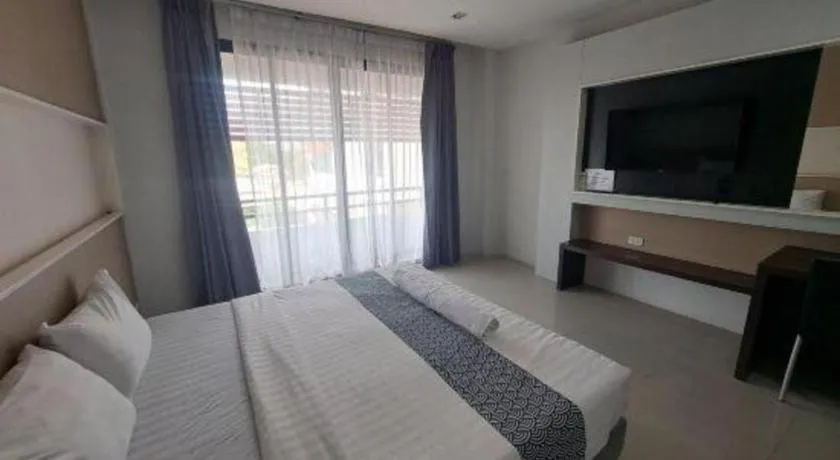 Bed in S-Tawan Hotel & Convention