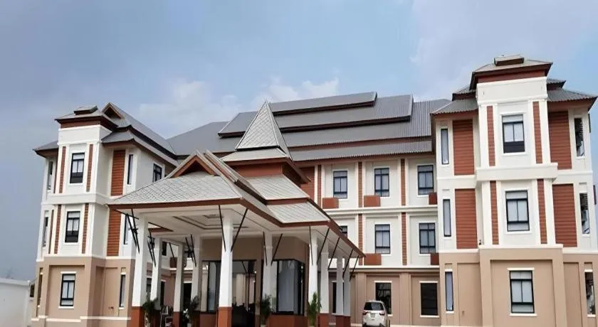 S-Tawan Hotel & Convention