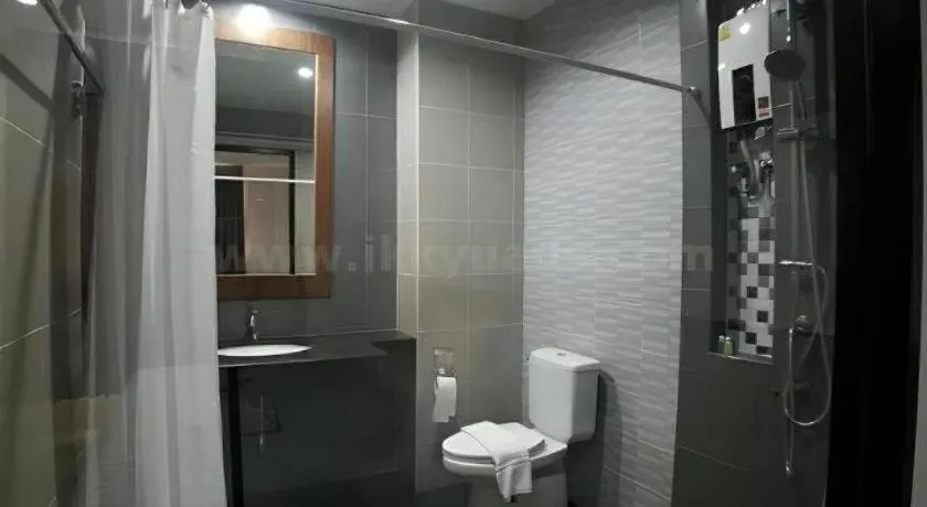 S-Tawan Hotel & Convention