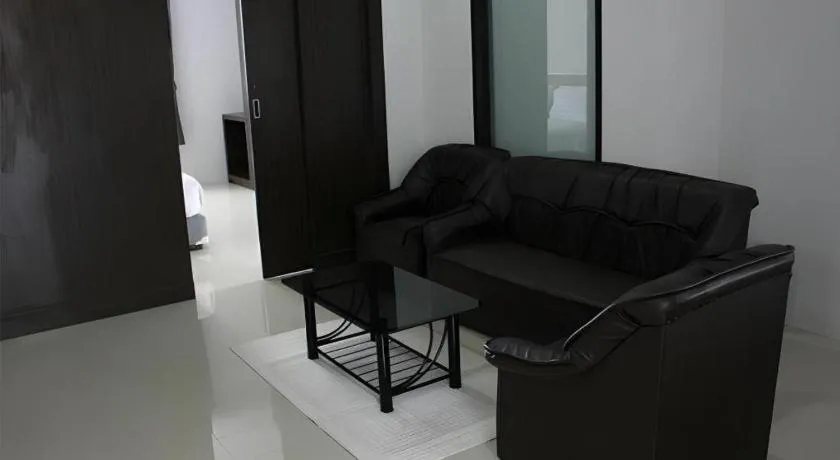 S-Tawan Hotel & Convention