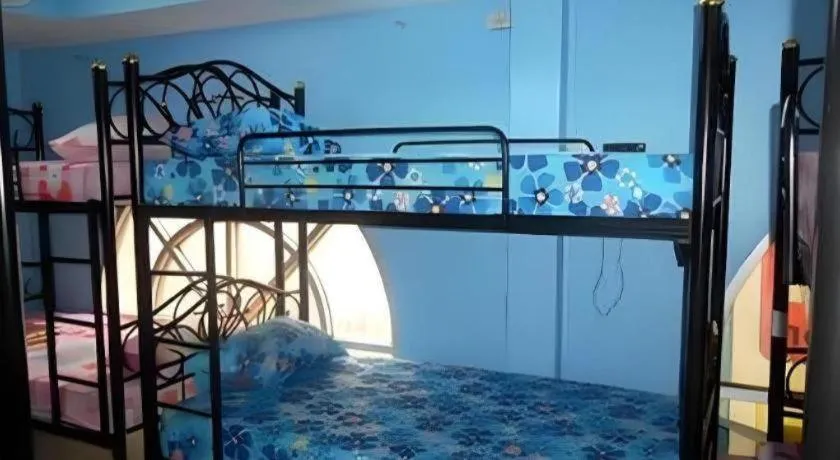 Bed in Centaur Inn Hotel
