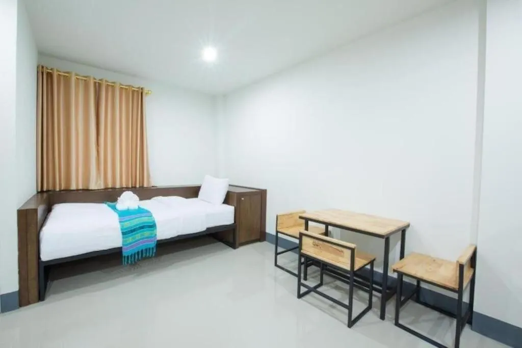 Bed in Bees Smile Hotel