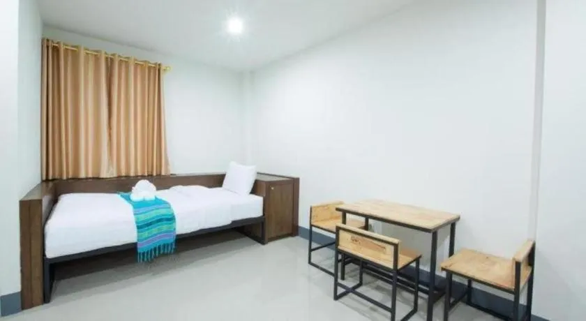 Bed in Bees Smile Hotel