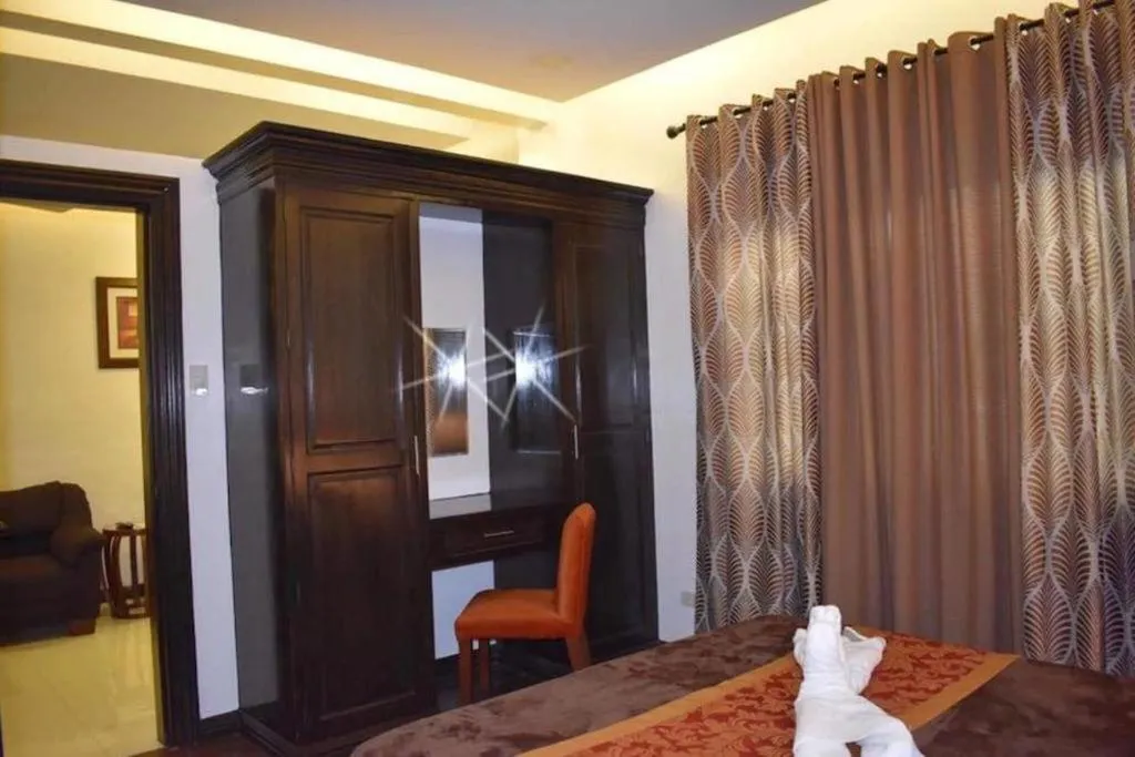 Jo Carter's Hotel & Suites Angeles City