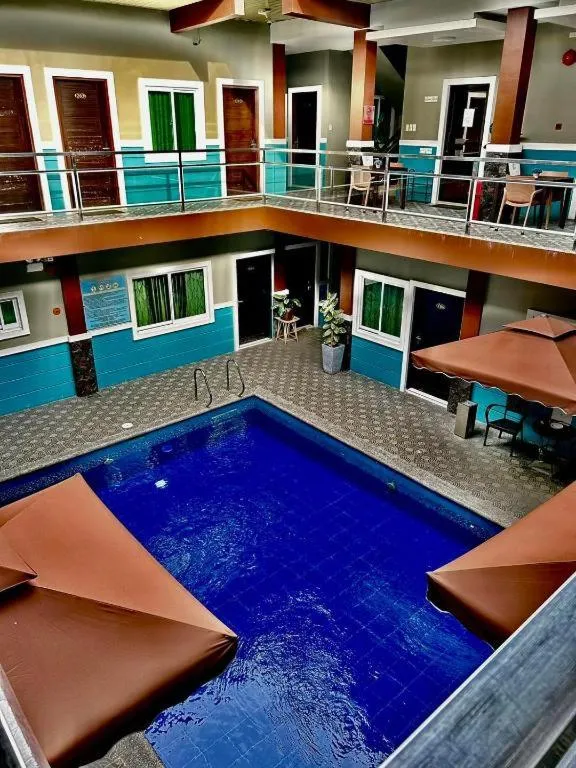 Jo Carter's Hotel & Suites Angeles City