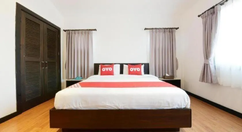 Bed in OYO 520 Pattaya Cantina