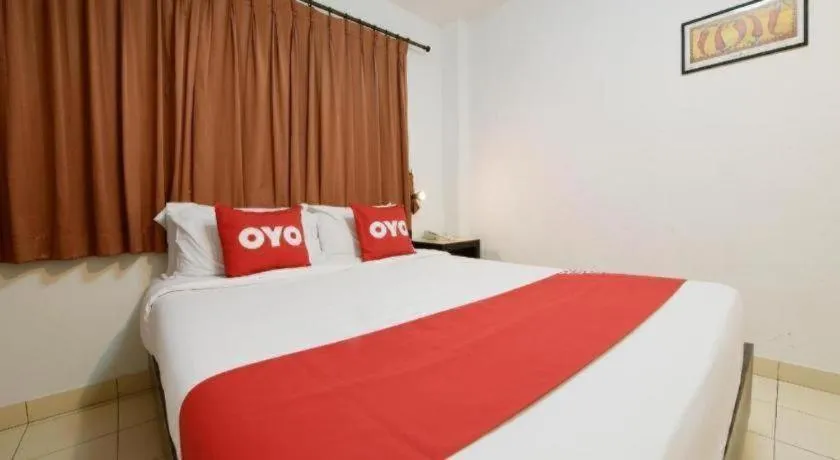 Bed in OYO 520 Pattaya Cantina