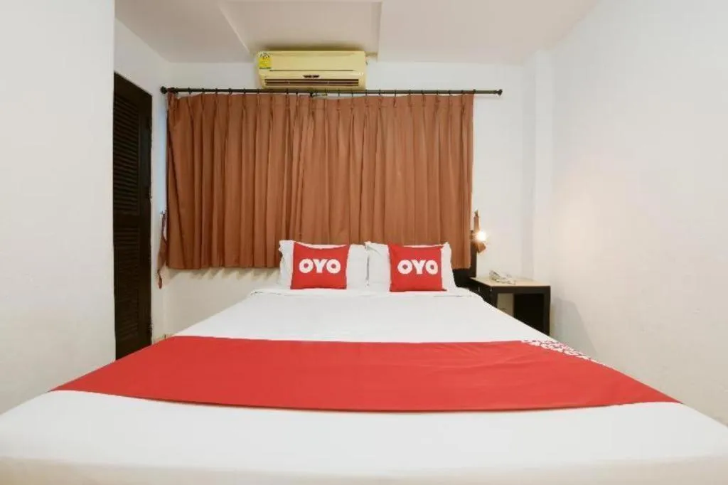 Bed in OYO 520 Pattaya Cantina