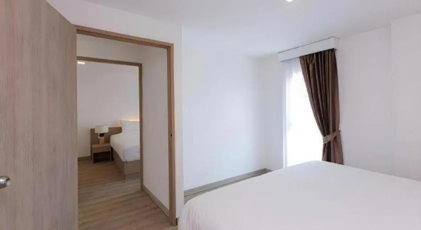 Bed in B2 Nakhonsawan Premier Hotel