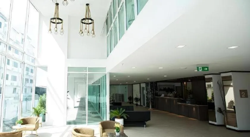 B2 Nakhonsawan Premier Hotel