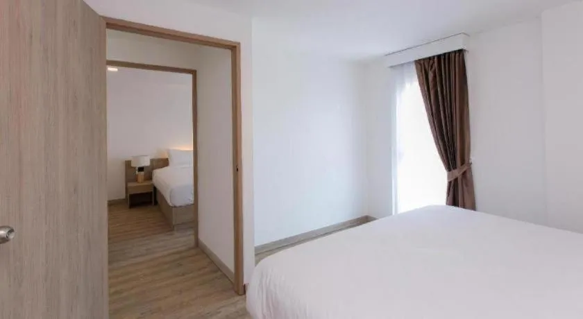 Bed in B2 Nakhonsawan Premier Hotel