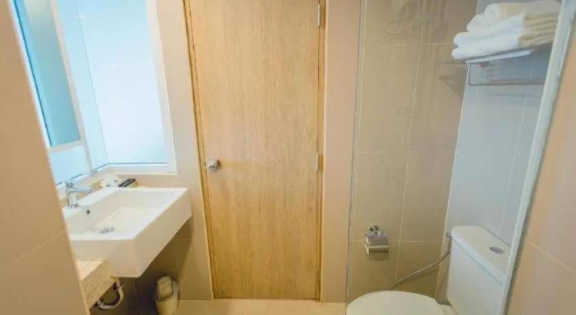 B2 Nakhonsawan Premier Hotel