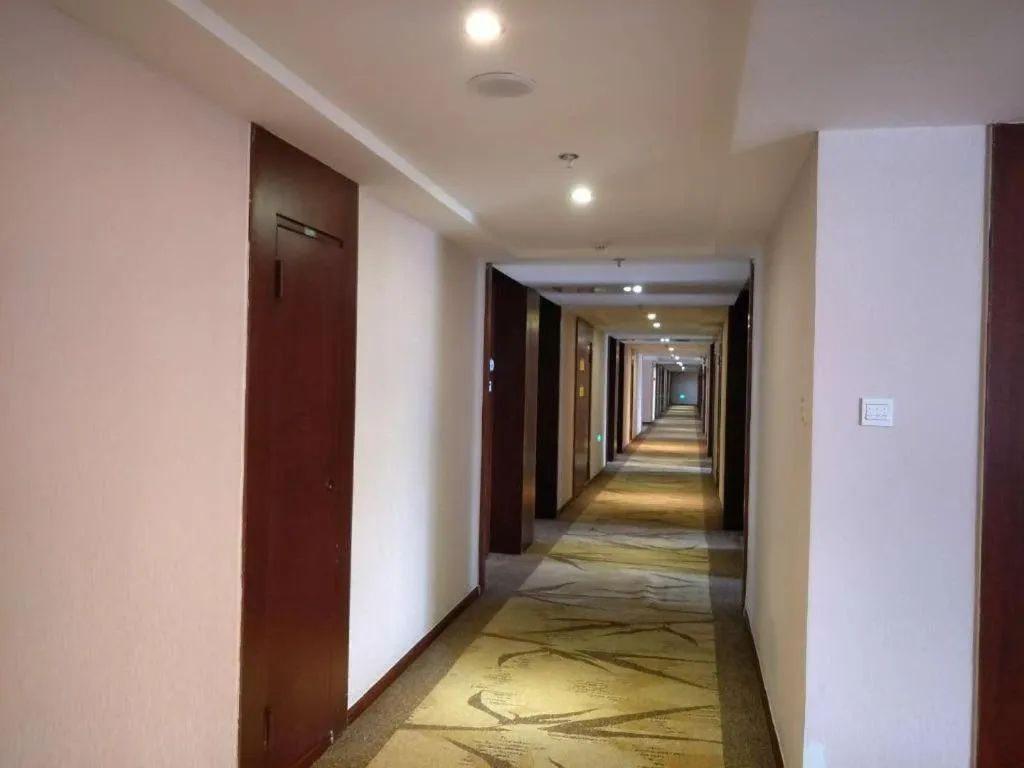 Longyan Capital International Hot Spring Resort