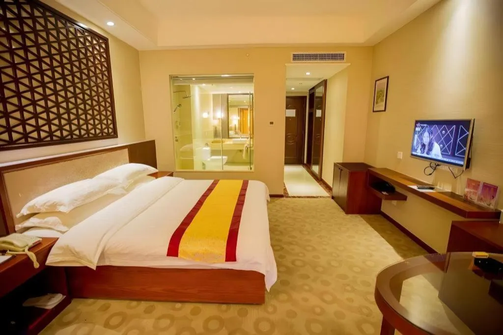 Bed in Longyan Capital International Hot Spring Resort