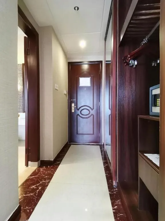 Longyan Capital International Hot Spring Resort