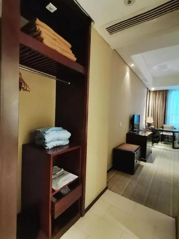 Bed in Longyan Capital International Hot Spring Resort