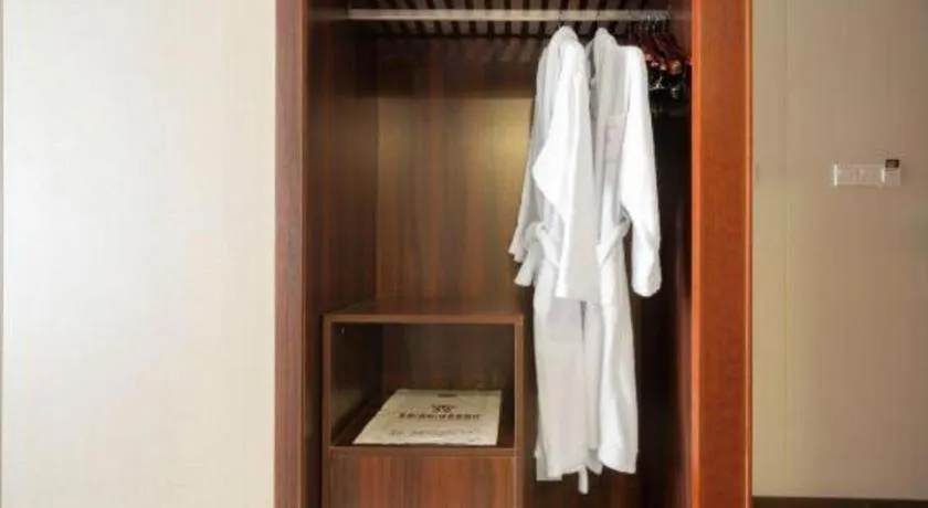 Longyan Capital International Hot Spring Resort