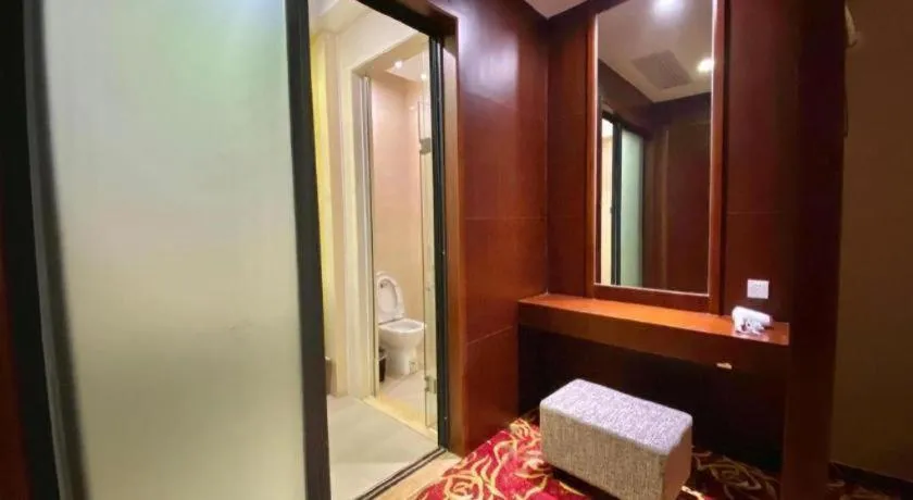 Longyan Capital International Hot Spring Resort