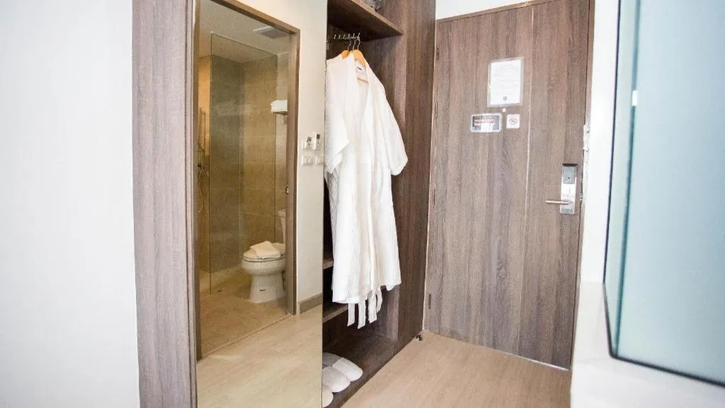 B2 Hat Yai Premier Hotel