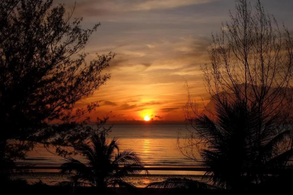 Blue Wave Hotel Hua Hin