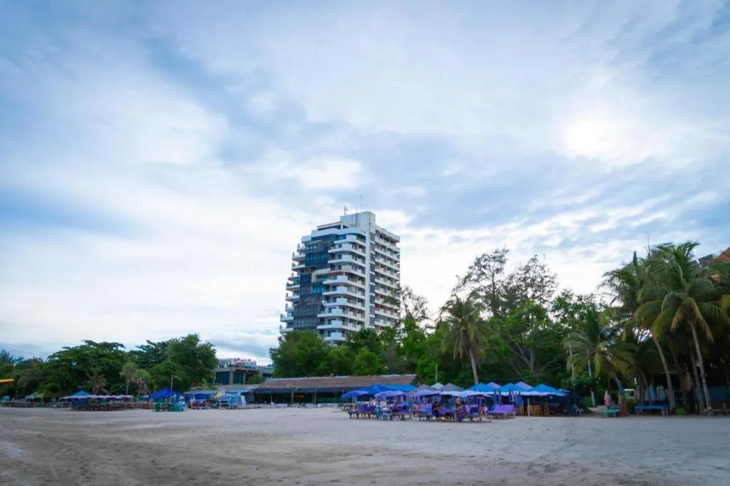 Blue Wave Hotel Hua Hin