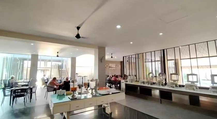 Blue Wave Hotel Hua Hin