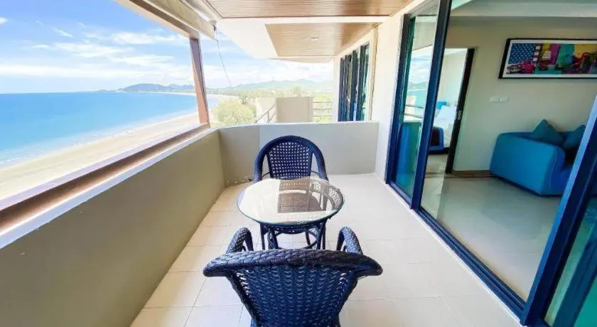 Blue Wave Hotel Hua Hin