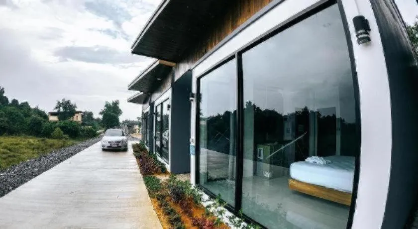 Seven Days a Week Resort