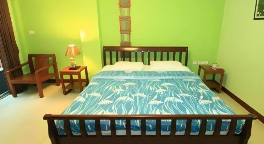 Bed in Sunflower Place