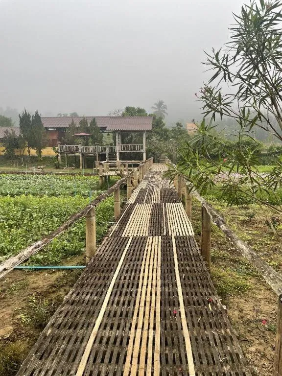 Nai Khun Khao Resort