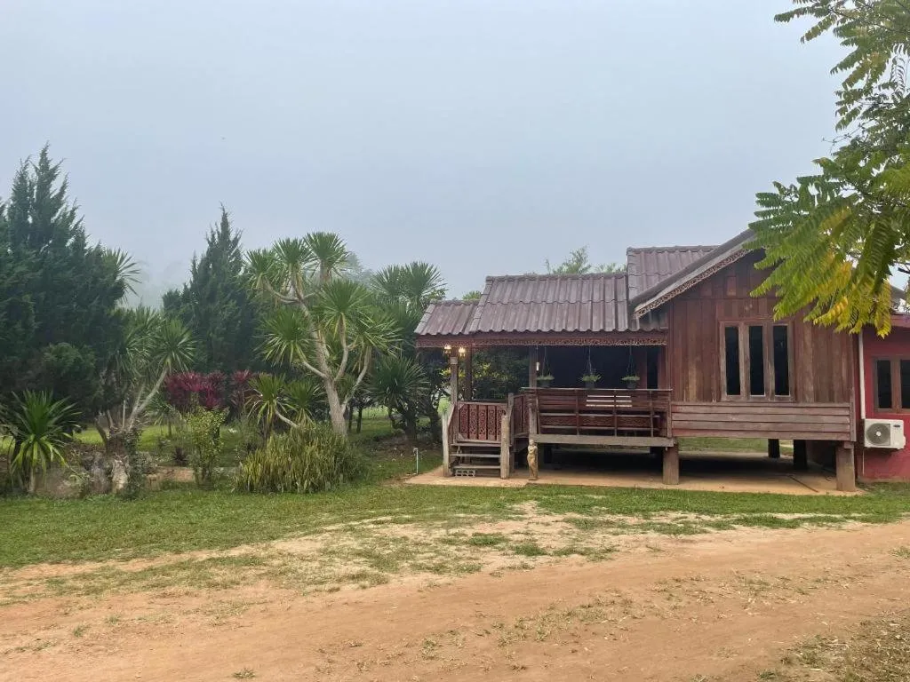 Nai Khun Khao Resort