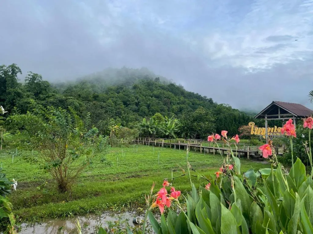 Nai Khun Khao Resort