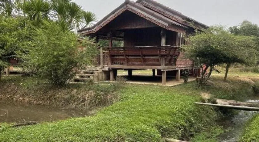 Nai Khun Khao Resort