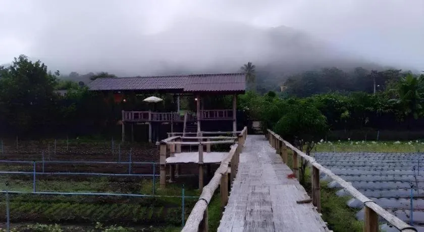 Nai Khun Khao Resort