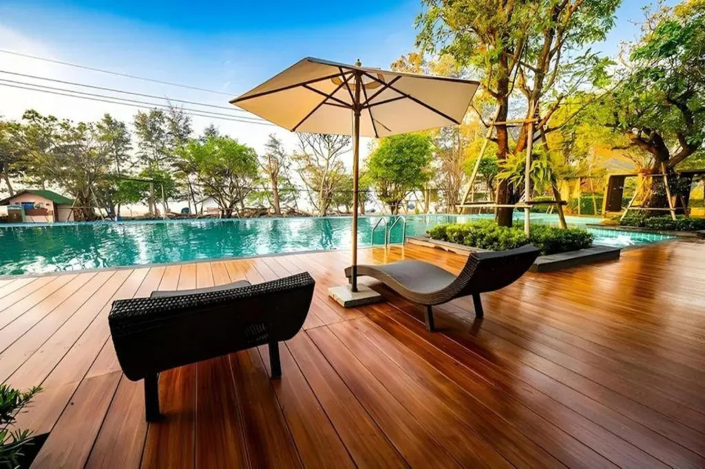 Chatnipa Beach Resort