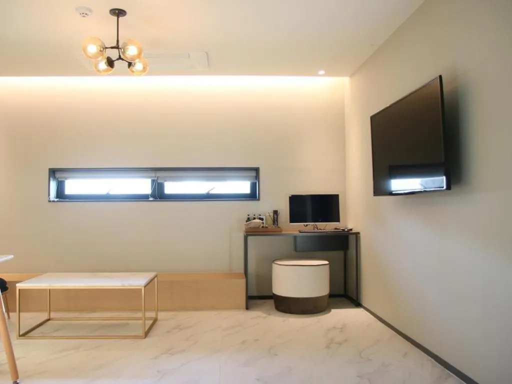 Changwon Brown dot Hotel Palyong