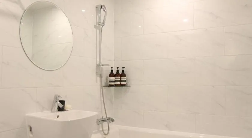 Changwon Brown dot Hotel Palyong