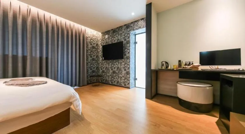 Bed in Changwon Brown dot Hotel Palyong