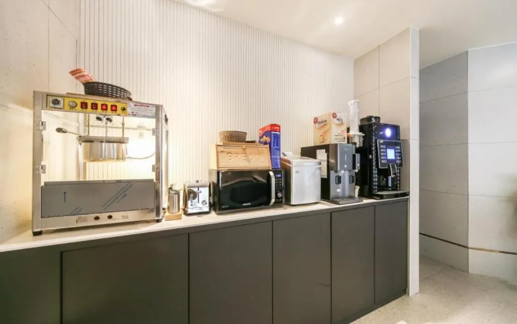 Changwon Brown dot Hotel Palyong