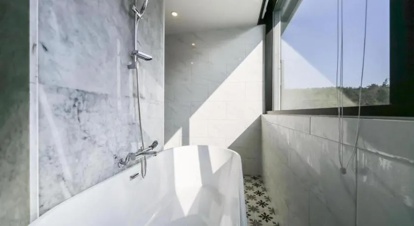 Changwon Brown dot Hotel Palyong